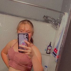 Meet your Posher, Katelyn